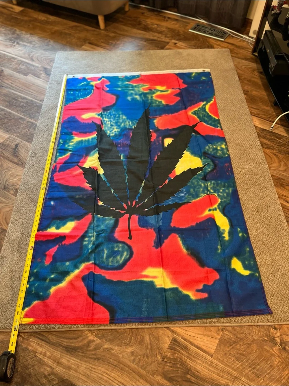 Source Unknown Colorful Leaf Tie-Dye Tapestry with Blue Red Yellow Accents